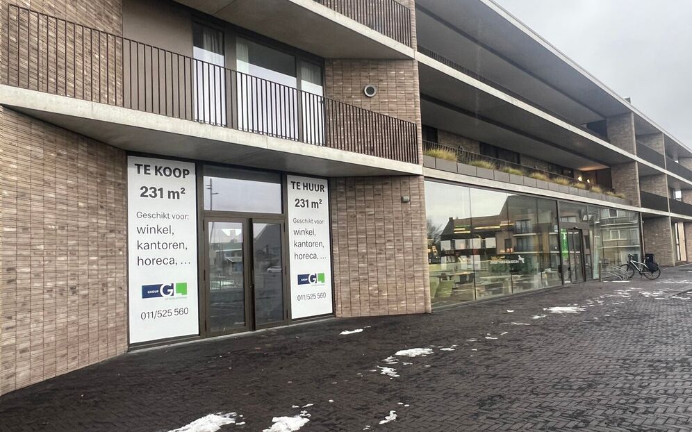 Individual shop for rent in As