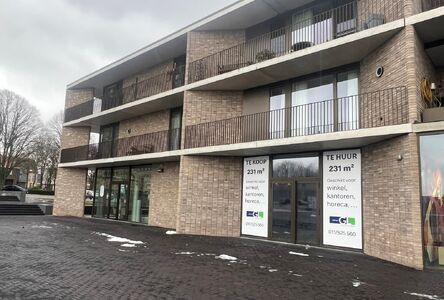 Individual shop for rent in As